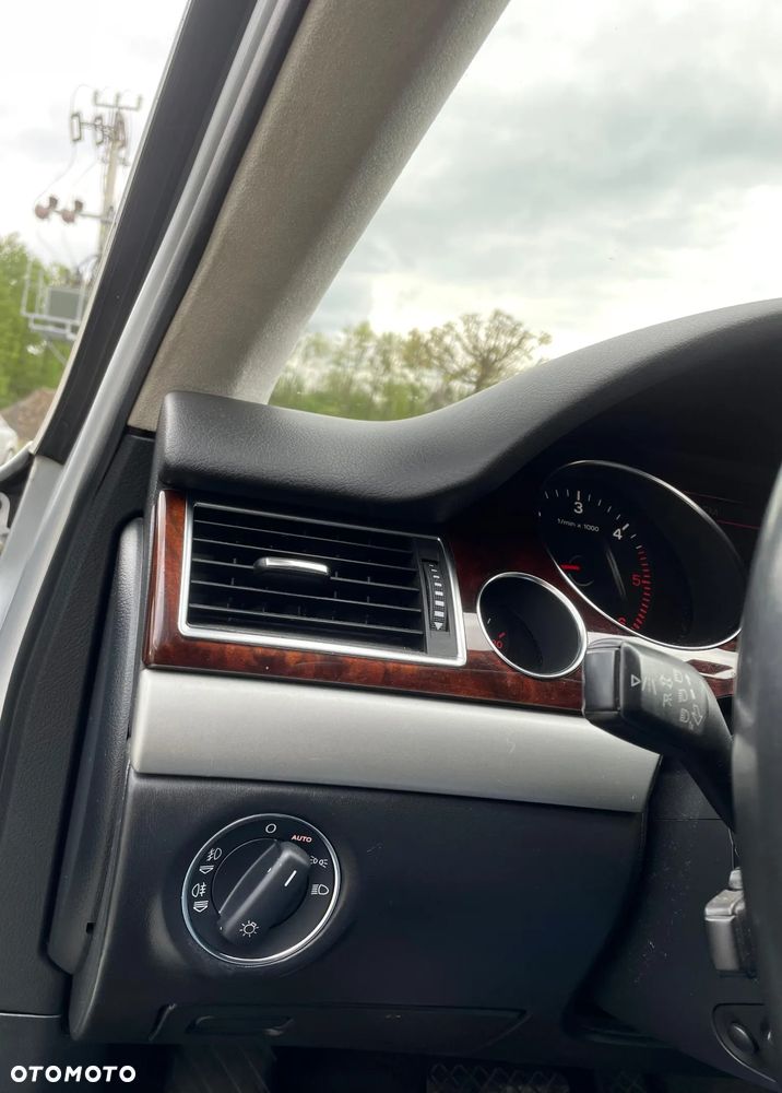 Audi A8 3.0 TDI L Quattro - 13