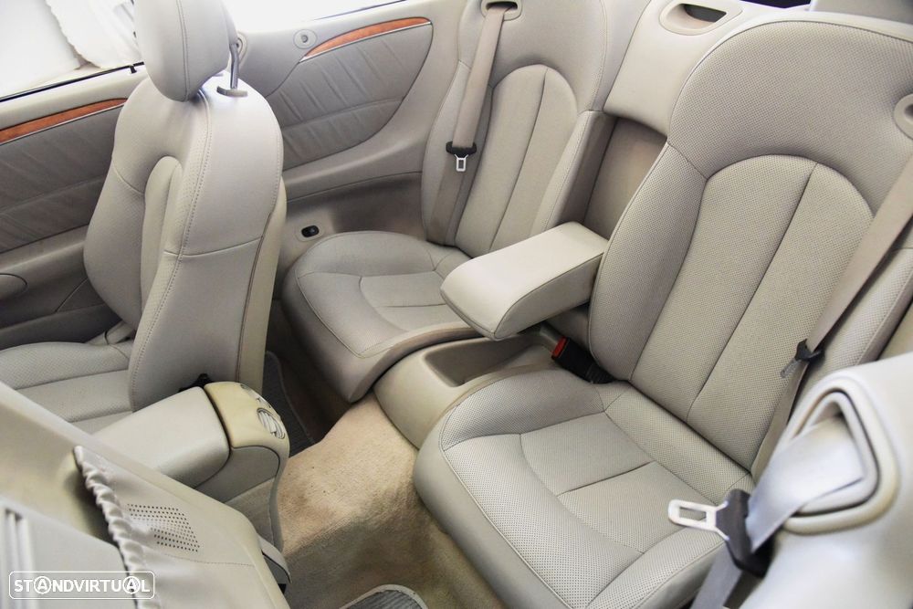 Mercedes-Benz CLK 200 K Elegance Aut. - 35