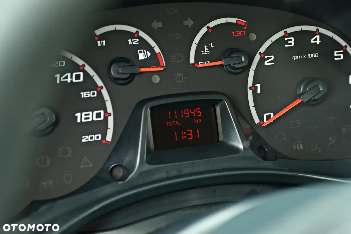 Ford KA - 33