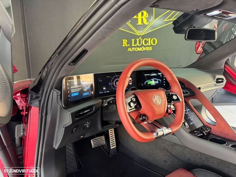 MG Cyberster 77 kWh GT - 39