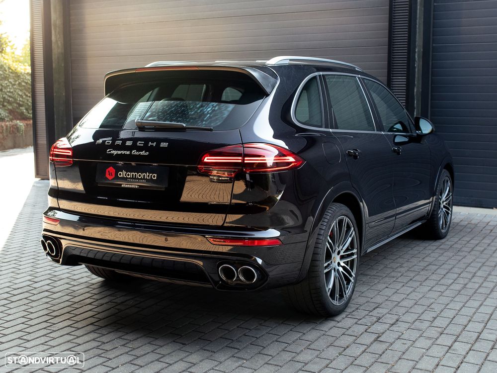 Porsche Cayenne Turbo Tiptronic S - 13
