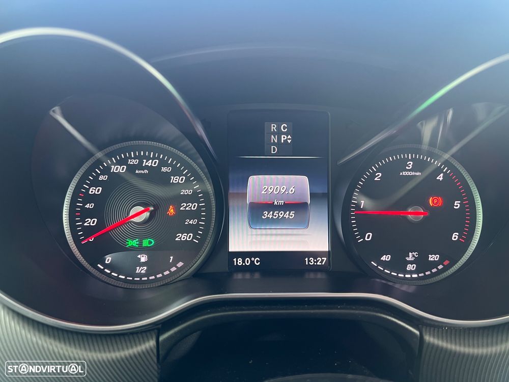 Mercedes-Benz V 220 - 3