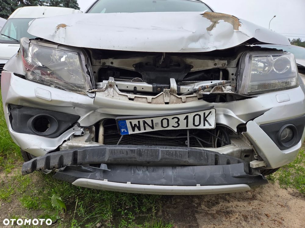 Suzuki Grand Vitara 2.4 Premium EU5 - 10