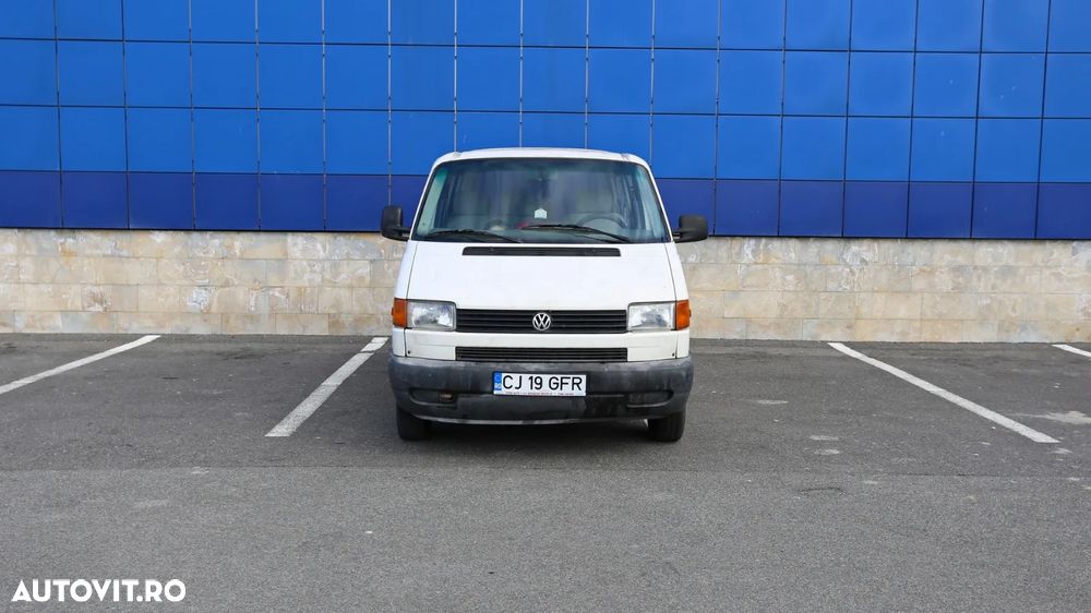Volkswagen Transporter - 2