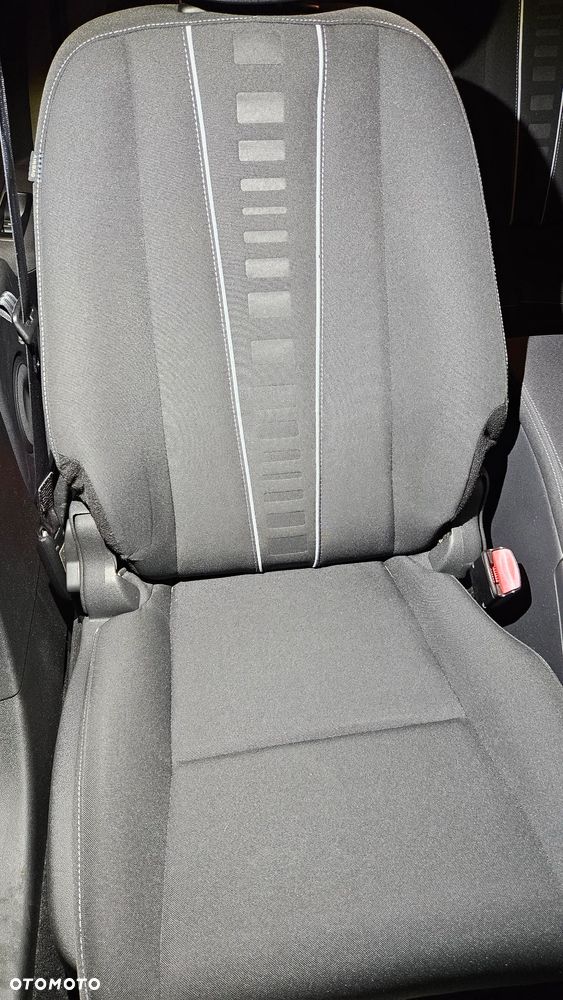 Renault Megane 1.6 dCi Energy Limited EU6 - 17