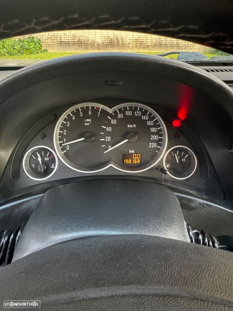 Opel Corsa 1.2 16V Confort - 19