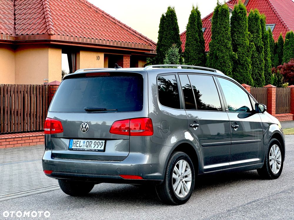 Volkswagen Touran - 13