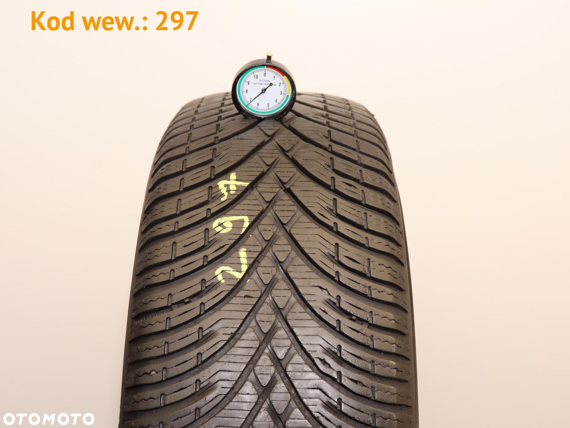 Kleber Krisalp HP3 SUV - 215/65 R16 - 1