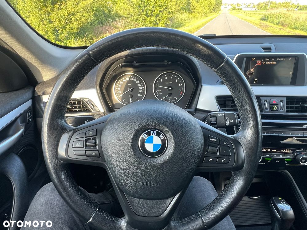 BMW X1 sDrive18i Sport Line - 21