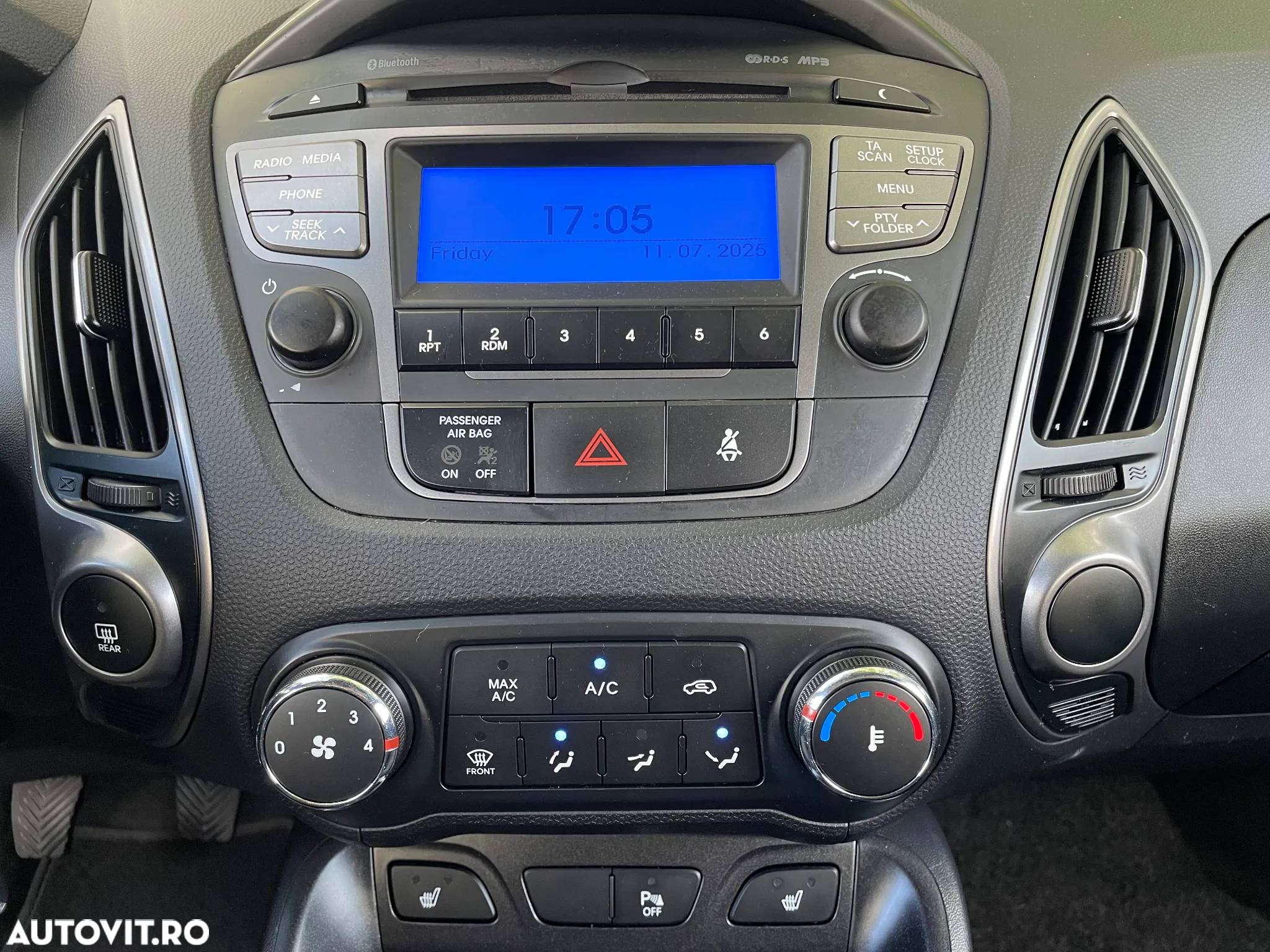 Hyundai ix35 1.7 CRDI 2WD blue Comfort - 22