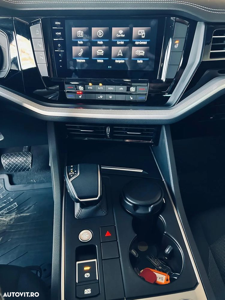 Volkswagen Touareg V6 TDI Style - 9