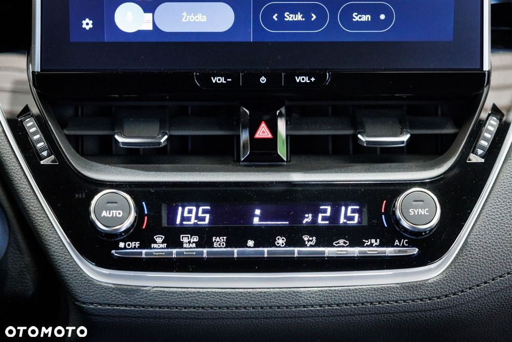 Toyota Corolla Cross - 31