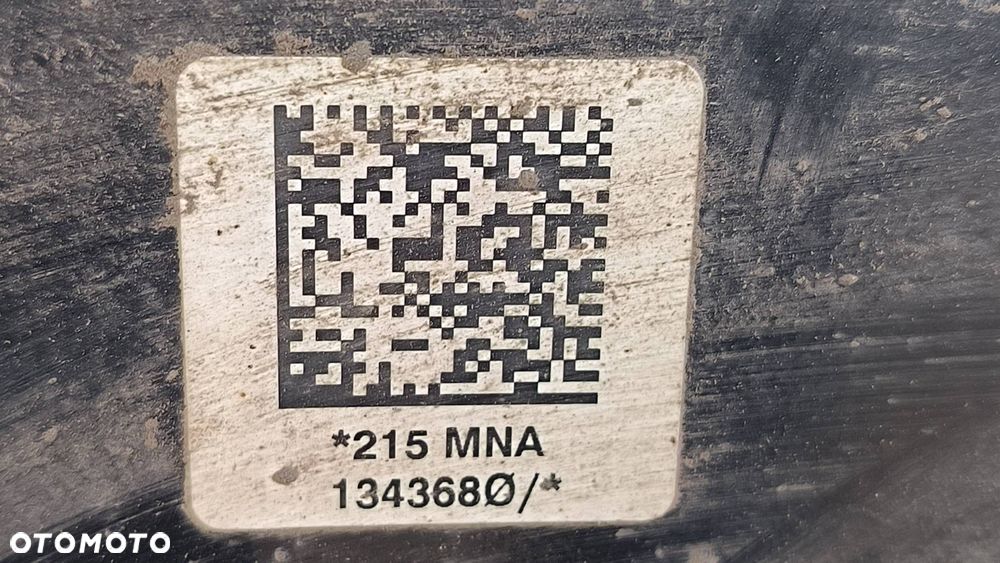 BELKA / SANKI TYŁ SKODA OCTAVIA III - 6