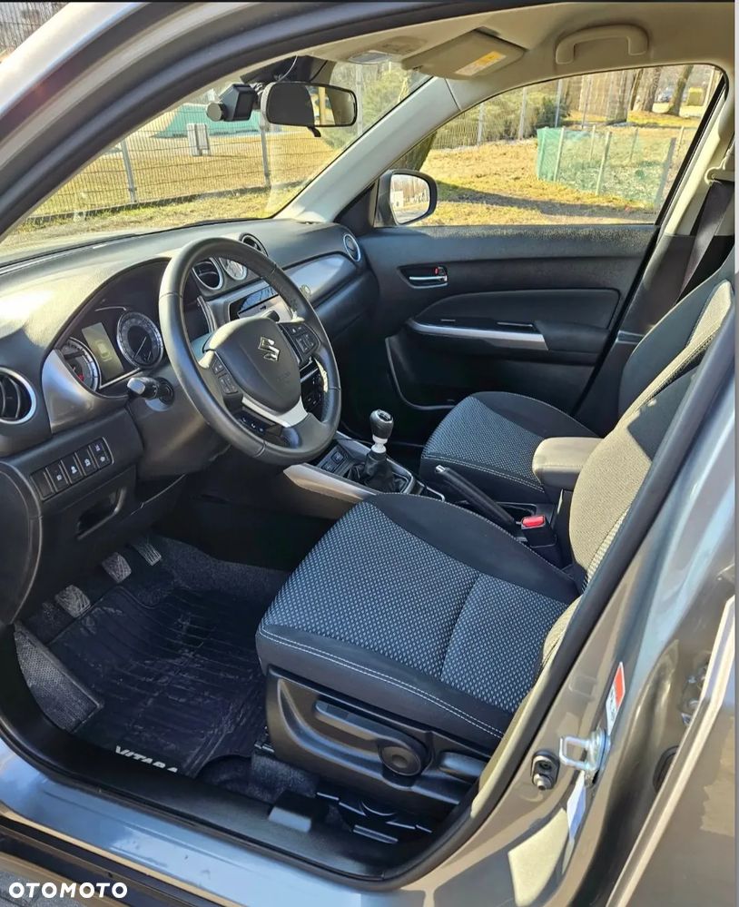 Suzuki Vitara 1.4 Boosterjet SHVS Premium 2WD - 14