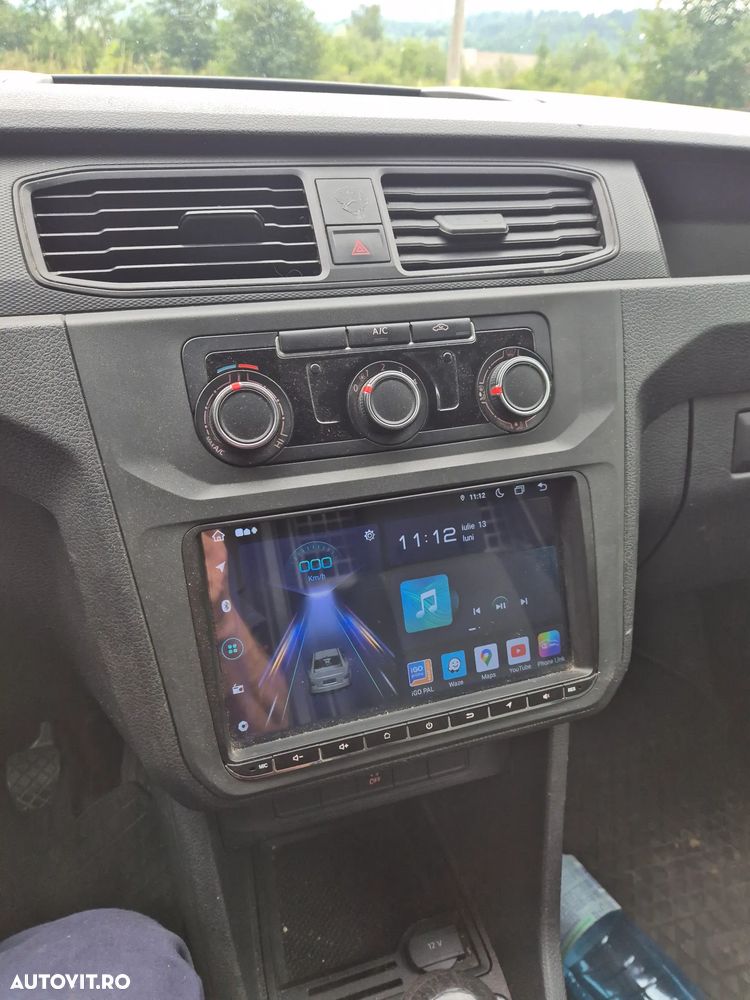 Volkswagen Caddy Maxi - 4