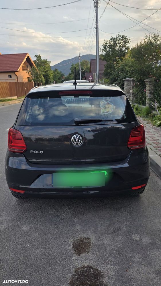 Volkswagen Polo - 2