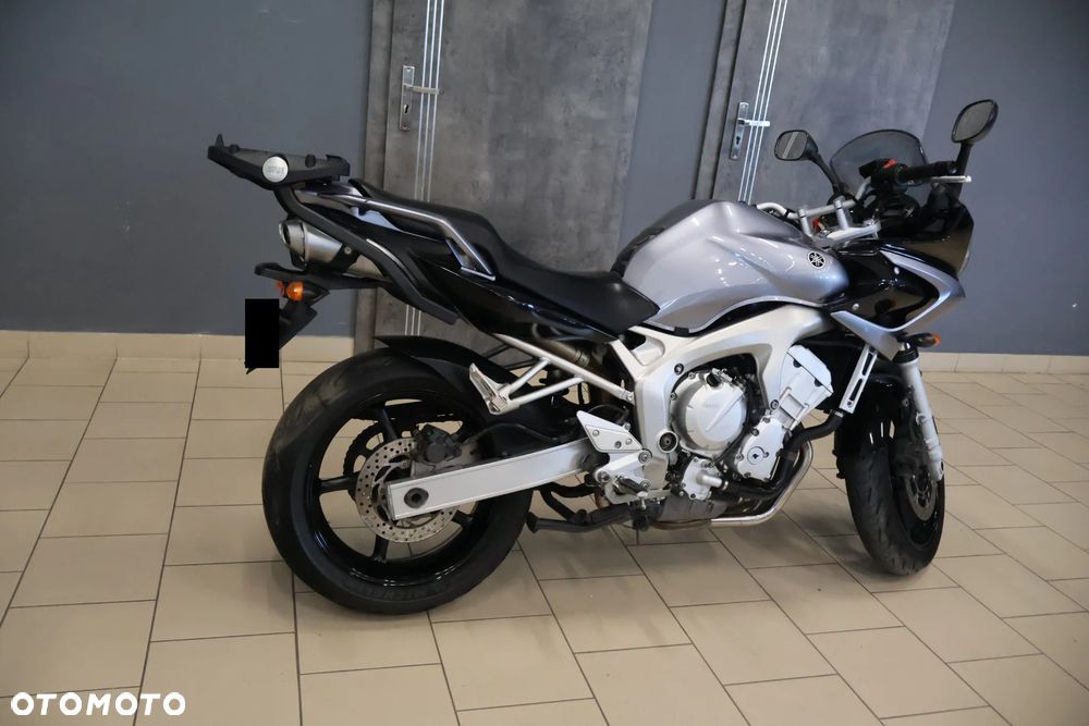 Yamaha FZ - 3