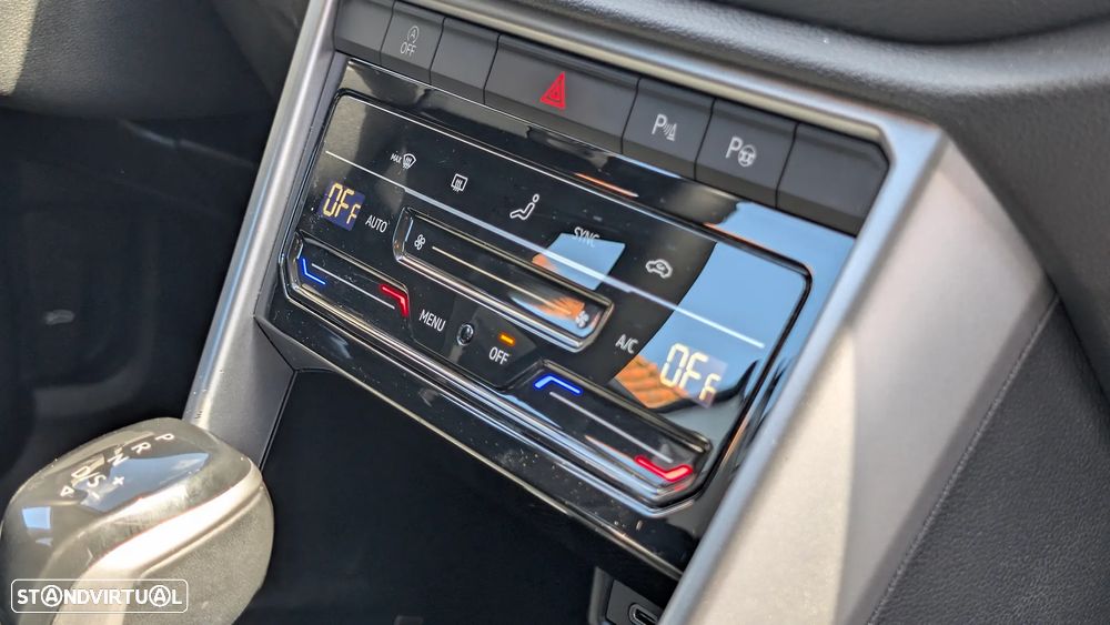 VW T-Roc 1.5 TSI Urban DSG - 13