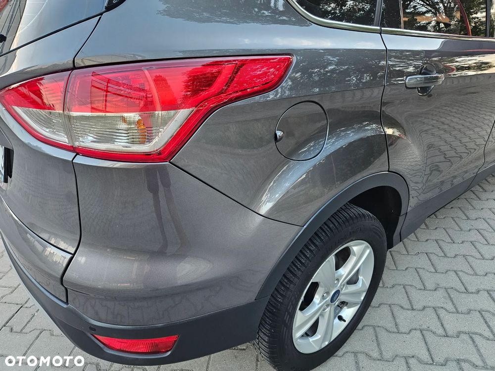 Ford Kuga - 13