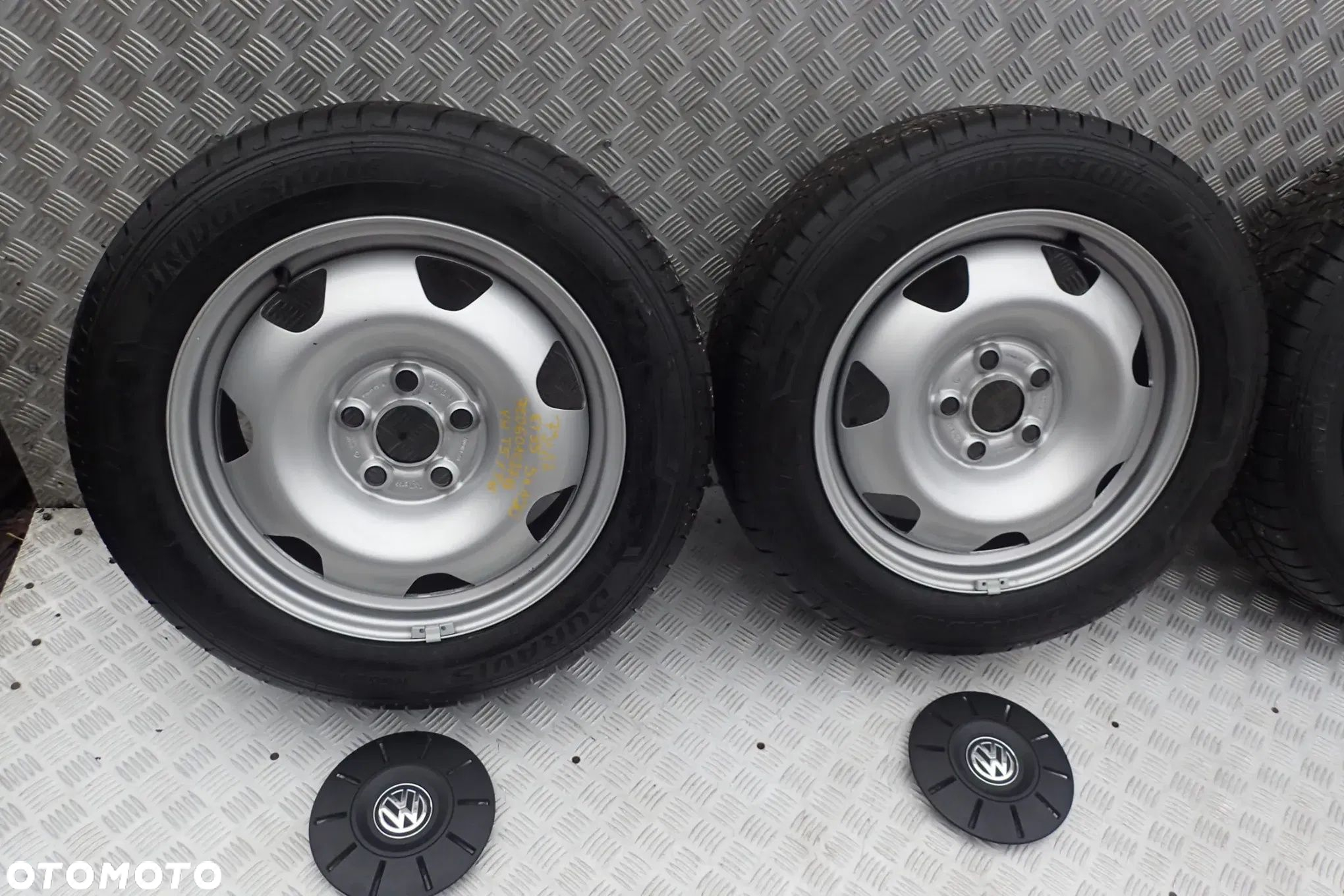 KOŁA FELGI STALOWE VW T5 T6 7JX17 ET 55 5X120 7E0601027B Z OPONAMI LATO 215/60/17 KOMPLET - 3