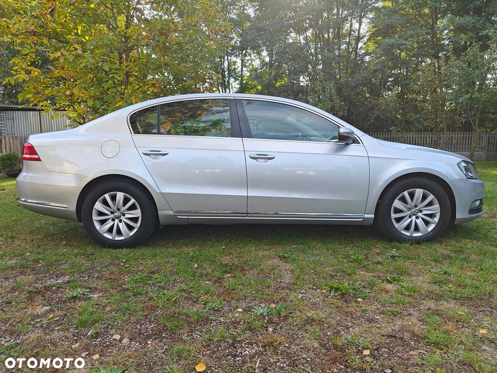 Volkswagen Passat 2.0 TDI Comfortline DSG - 16