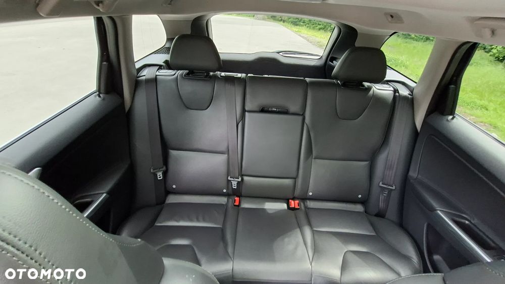 Volvo XC 60 T6 AWD Geartronic Momentum - 19