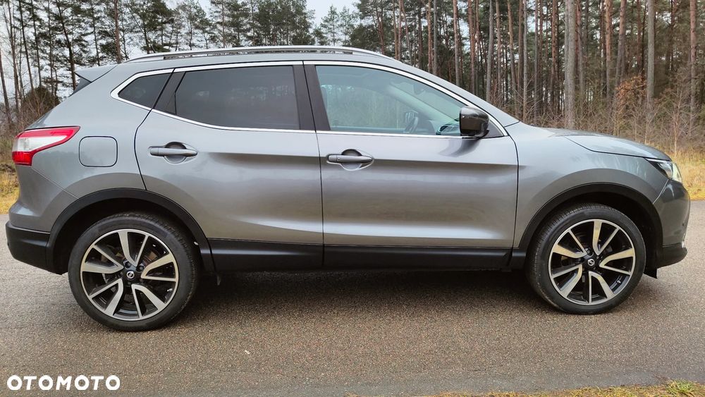 Nissan Qashqai 1.6 dCi Xtronic TEKNA+ - 8