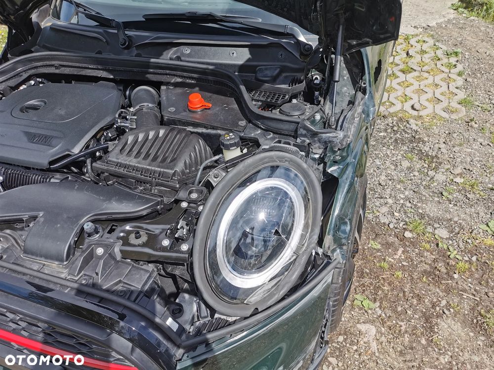 MINI John Cooper Works Essential Trim - 18