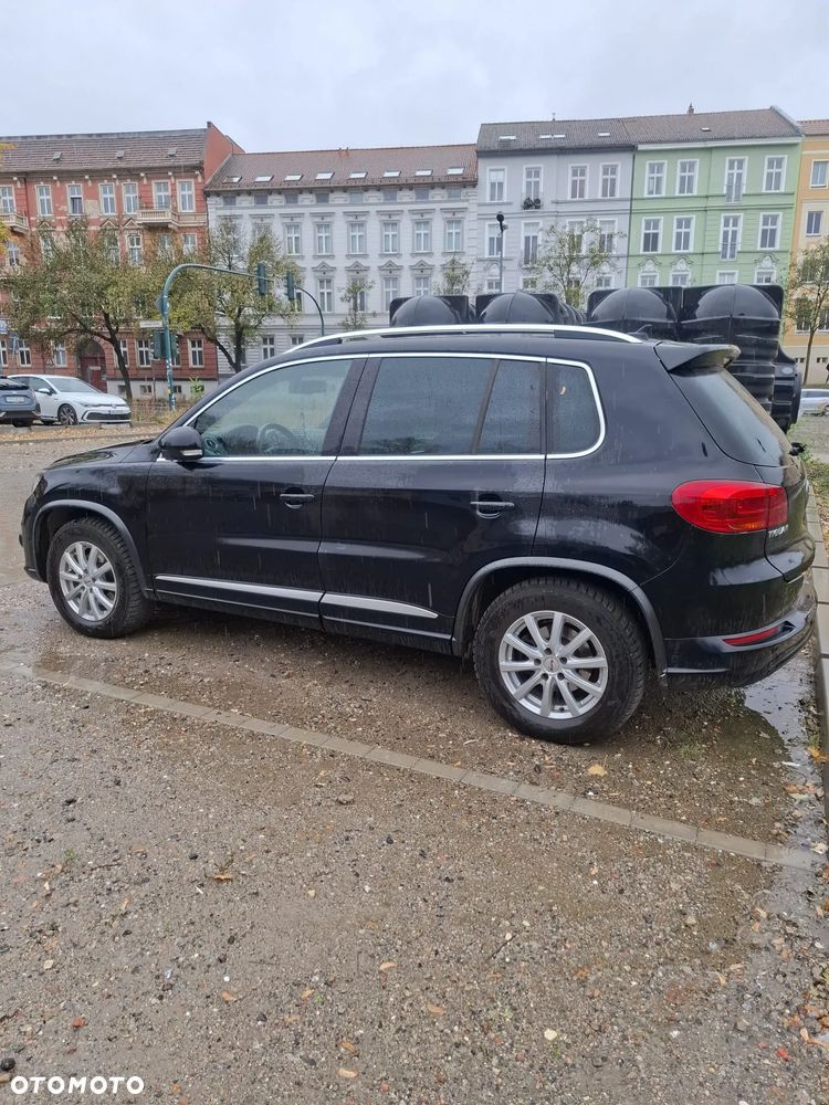 Volkswagen Tiguan 2.0 TDI 4Mot R-Style DSG - 4