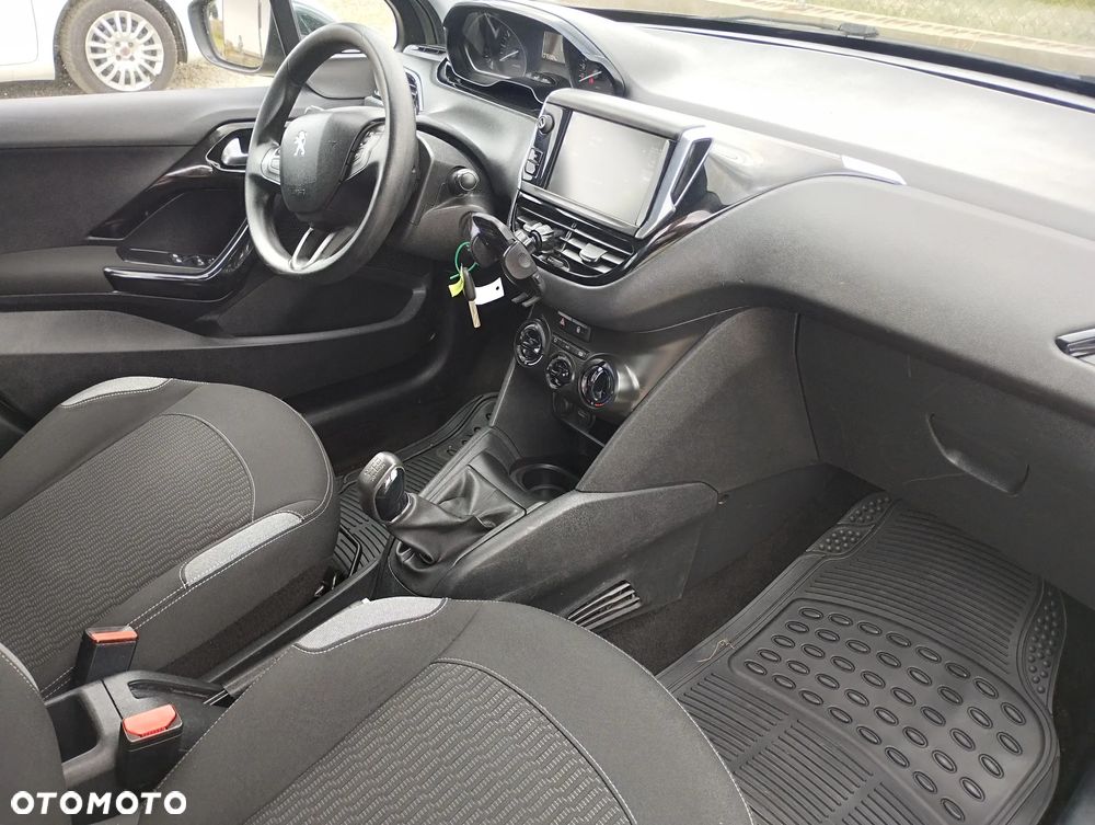 Peugeot 208 PureTech 82 Active - 21