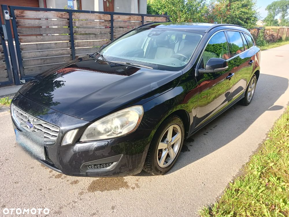 Volvo V60 D3 Summum - 2