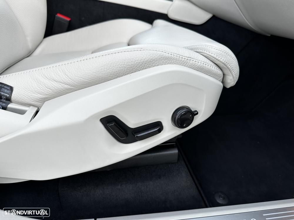 Volvo XC 90 2.0 T8 PHEV Plus Bright AWD - 38