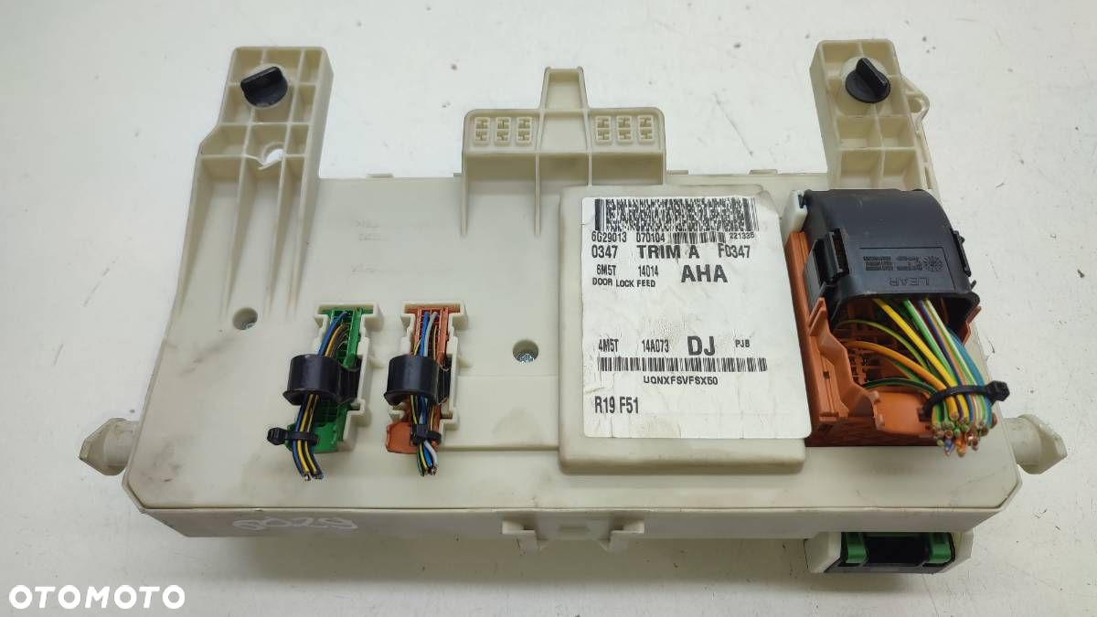 SKRZYNKA BEZPIECZNIKÓW MODUŁ BSI FORD C-MAX I 4M5T-14A073-DJ - 4