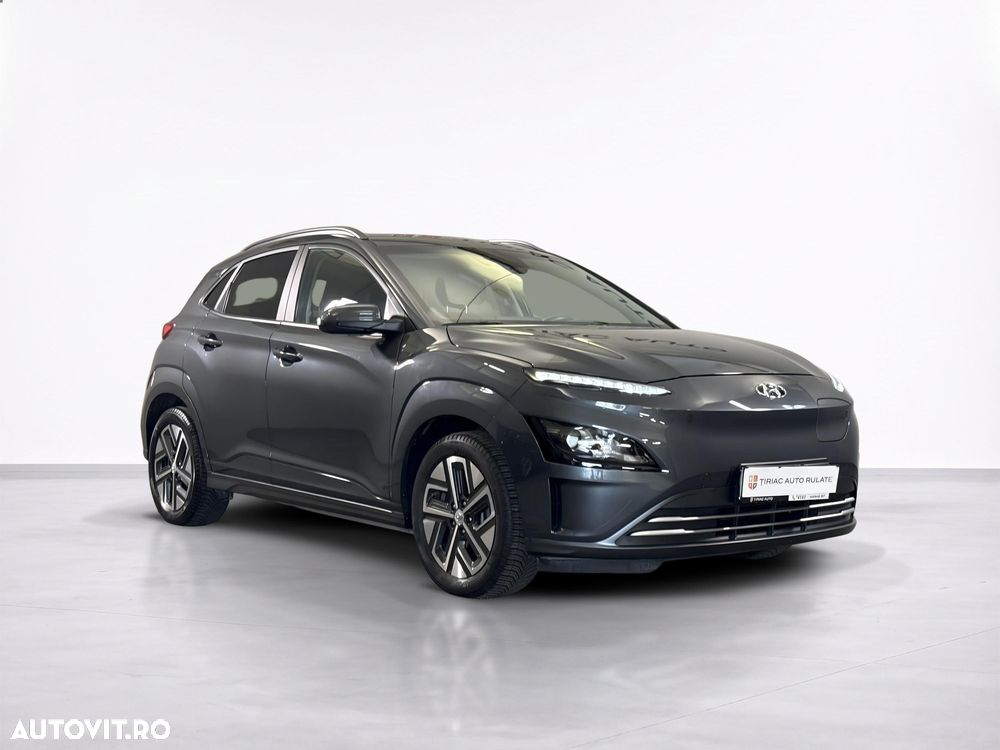 Hyundai KONA - 8