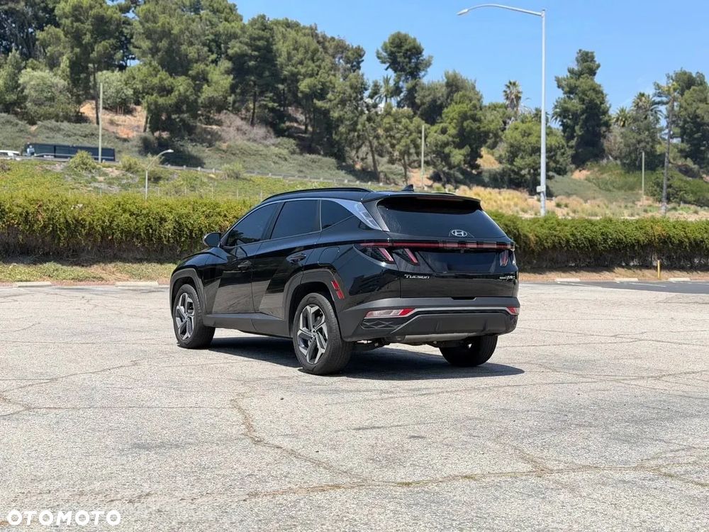 Hyundai Tucson - 8
