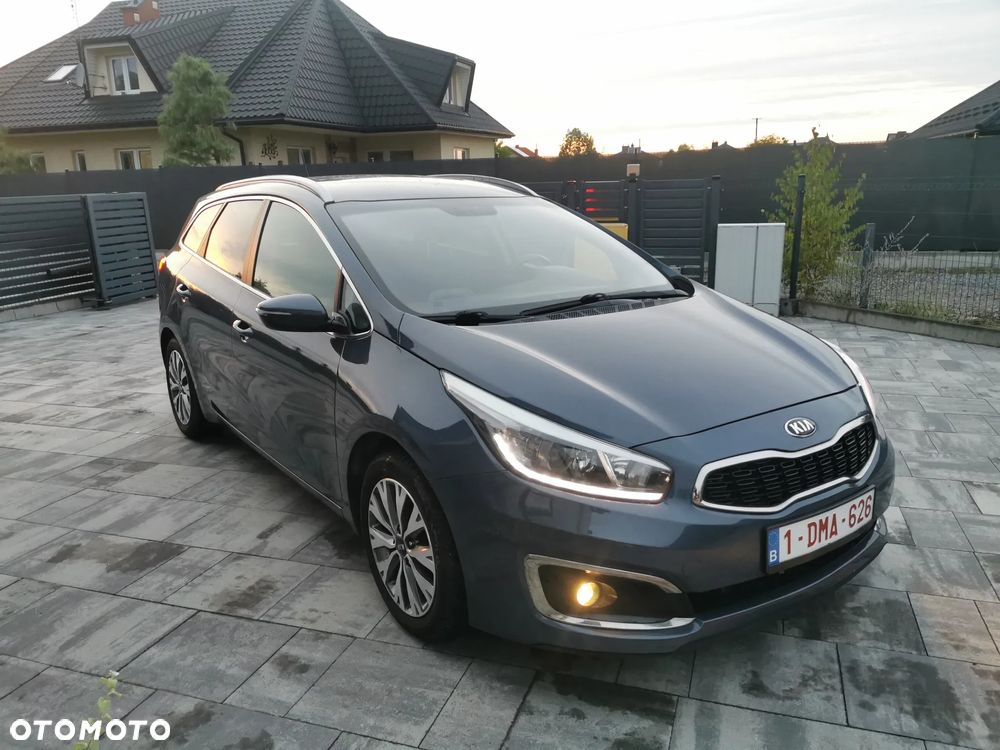 Kia Ceed 1.4 CVVT Dream-Team Edition - 1