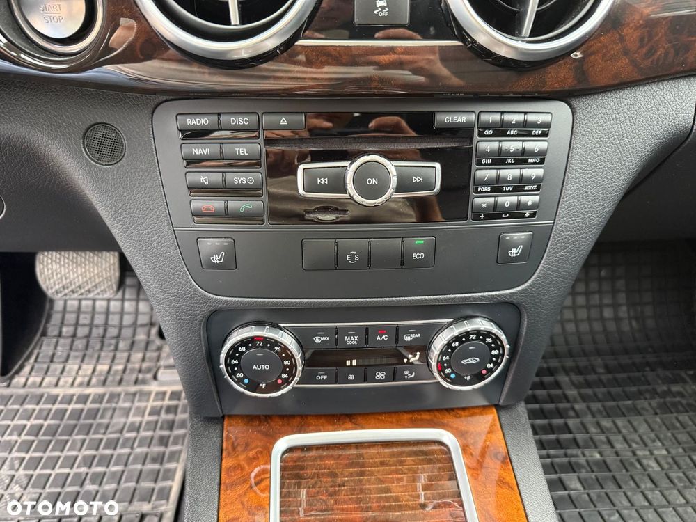Mercedes-Benz GLK - 14