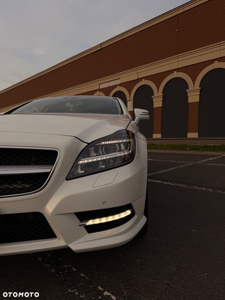 Mercedes-Benz CLS 500 4Matic BlueEFFICIENCY 7G-TRONIC Edition 1 - 11