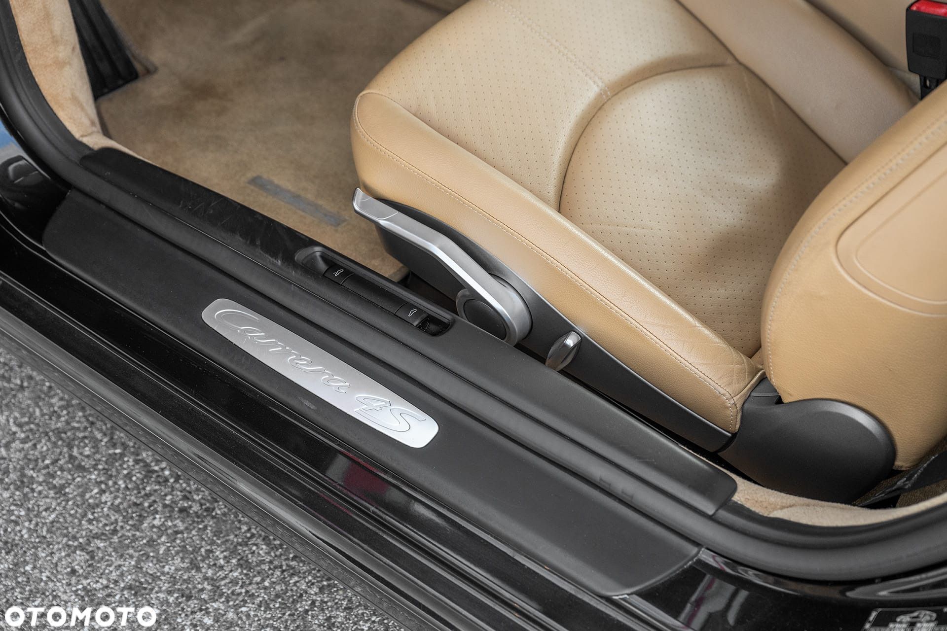 Porsche 911 Carrera 4S PDK - 16