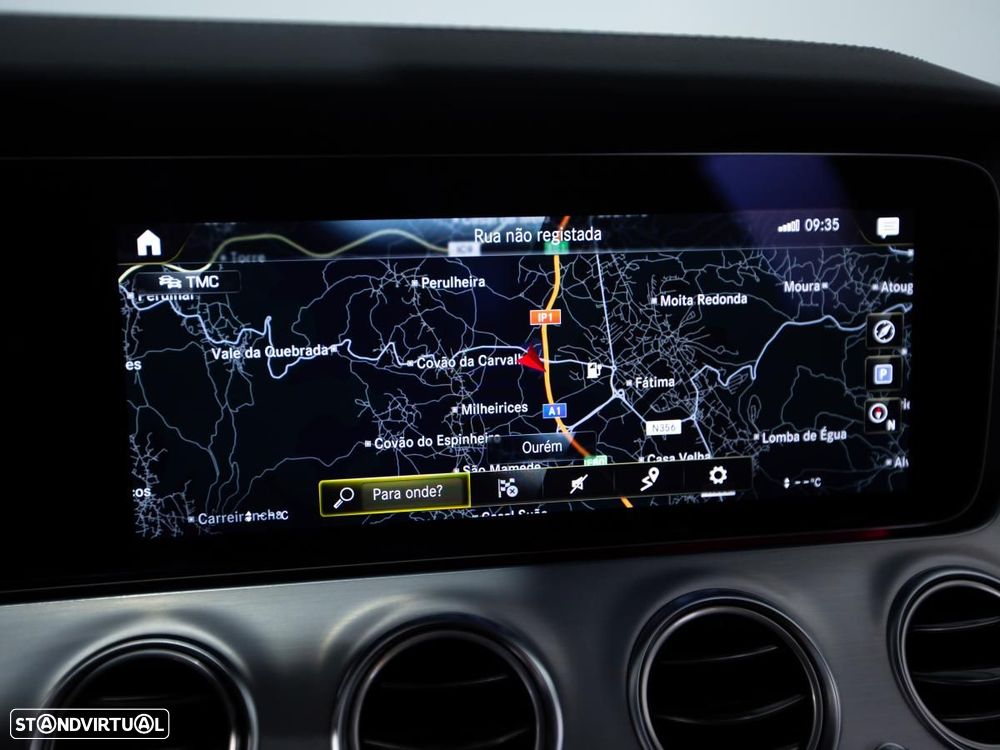 Mercedes-Benz E 300 de 4Matic 9G-TRONIC AMG Line - 34