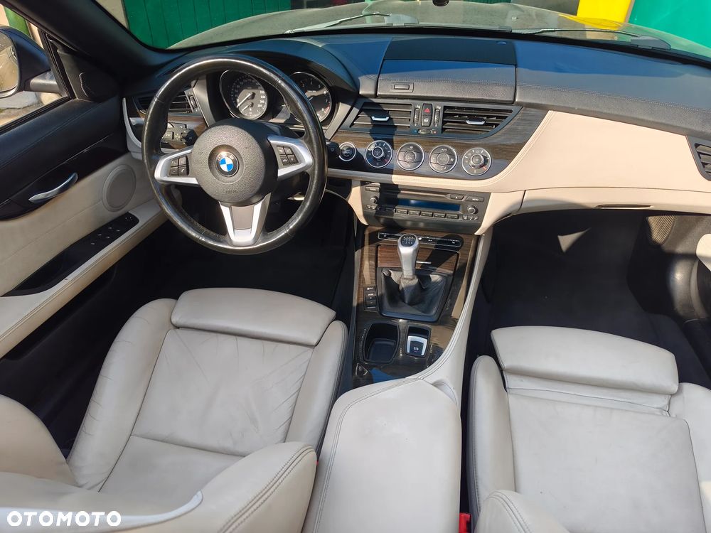 BMW Z4 23i sDrive - 9