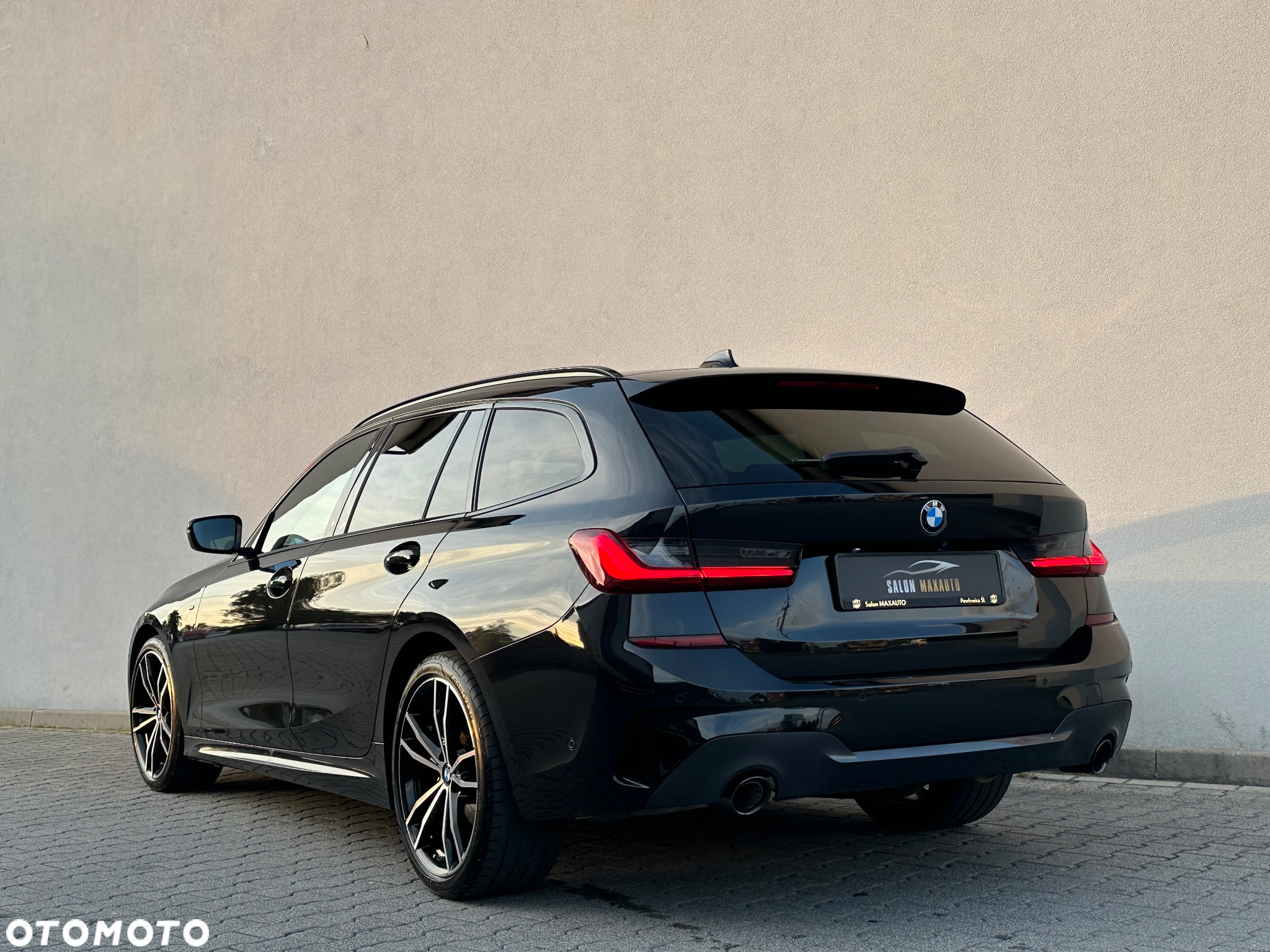 BMW Seria 3 320d Touring xDrive M Sport - 11