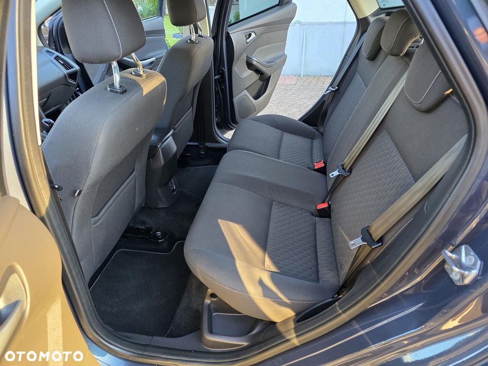 Ford Focus 1.0 EcoBoost Ambiente - 21