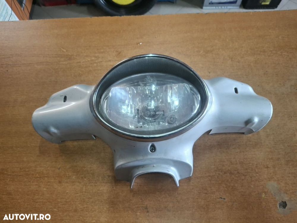 Carena ghidon cu far Aprilia Scarabeo 50 - 1