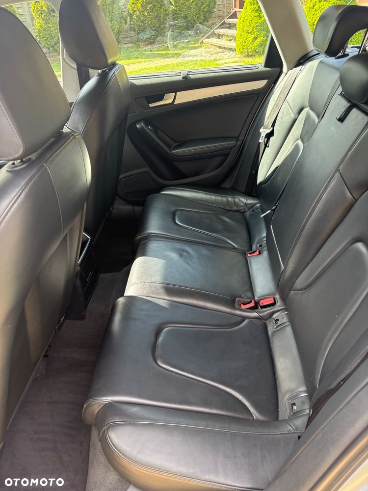 Audi A4 Avant 2.0 TDI - 12