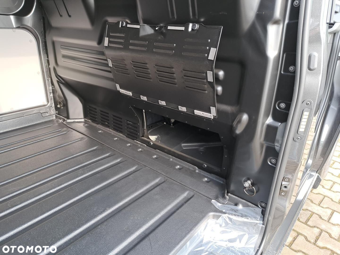 Volkswagen Transporter Furgon, 2,0 l TDI 170 KM / 8-bieg.automatyczna - 25