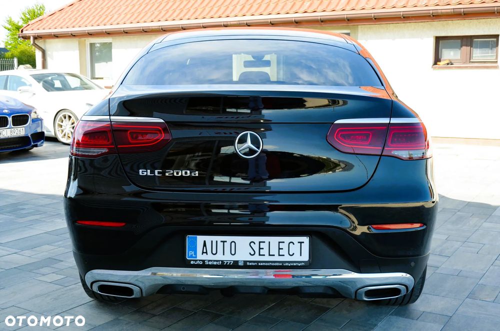 Mercedes-Benz GLC - 12