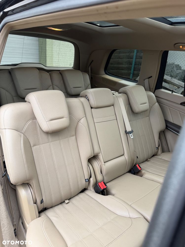 Mercedes-Benz GL 450 - 12