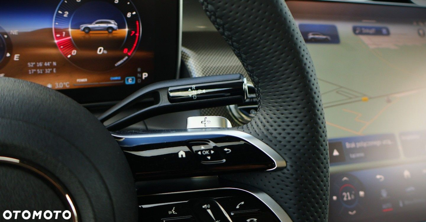 Mercedes-Benz GLC 300 4Matic 9G-TRONIC Edition Avantgarde - 29