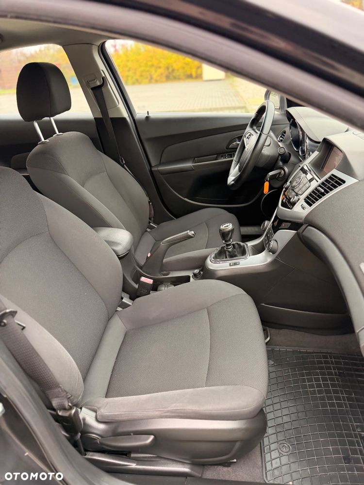 Chevrolet Cruze 1.7 D LT+ Premium - 11